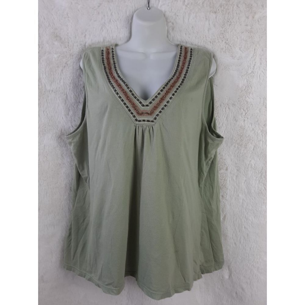 Old Navy perfect fit XXL green beaded v neck sleeveless top